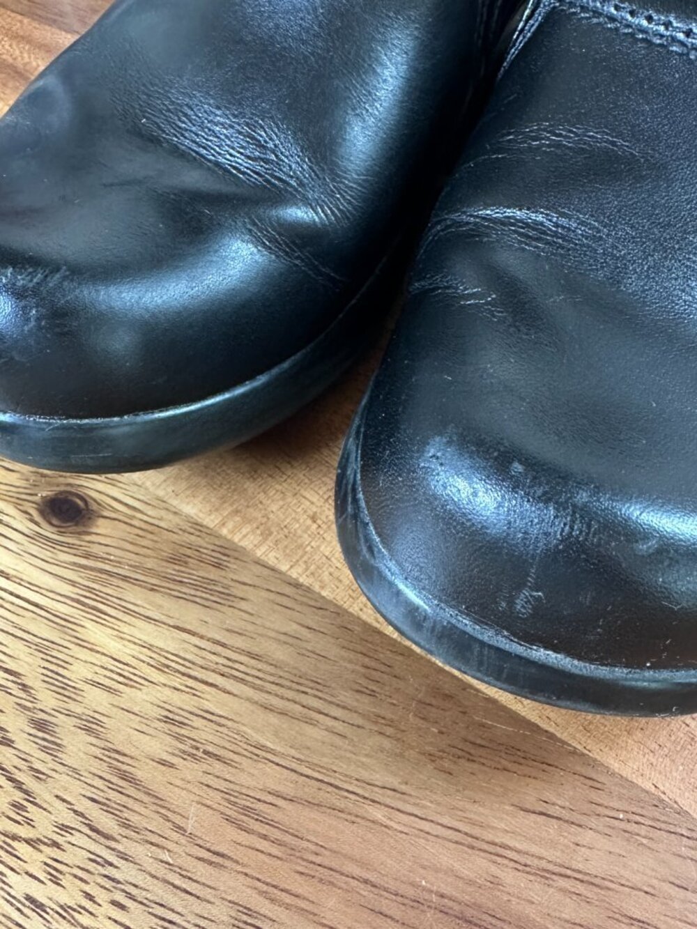 ARIAT Clogs Women's Black Leather Slip On Size 7B Sutter 10006805 Round Toe - Picture 5 of 9